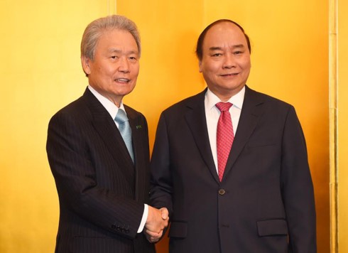 Thủ tướng Nguyễn Xuân Phúc làm việc với Liên đoàn kinh tế Nhật Bản - ảnh 1