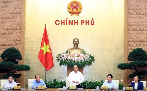 Thủ tướng Nguyễn Xuân Phúc chủ trì Phiên họp thường kỳ chính phủ tháng 9 - ảnh 1