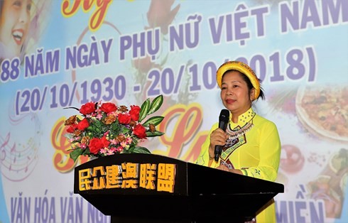 Người Việt tại Macau mít tinh mừng ngày Phụ nữ Việt Nam - ảnh 1