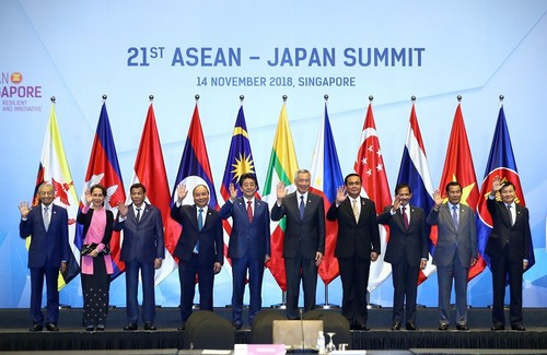  Thủ tướng Nguyễn Xuân Phúc tham dự các Hội nghị Cấp cao ASEAN - Nhật Bản, ASEAN - Nga - ảnh 1