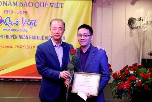 Kỷ niệm 20 năm báo Quê Việt và Lễ trao giải cuộc thi truyện ngắn báo Quê Việt-2019 - ảnh 6