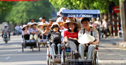 Khách du lịch châu Á chiếm thị phần cao nhất trong số lượng khách đến Việt Nam - ảnh 1