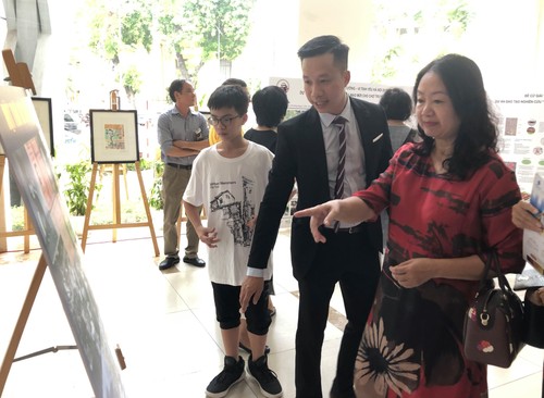 Giải thưởng Lớn giải Bùi Xuân Phái vì tình yêu Hà Nội trao cho PGS Nguyễn Thừa Hỷ - ảnh 7