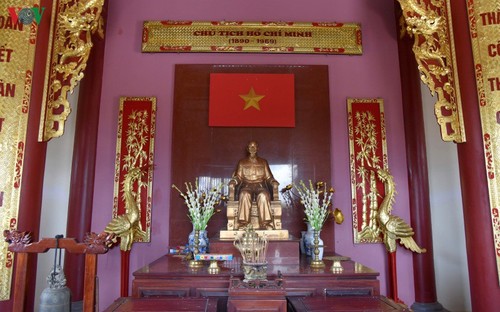 Khu lưu niệm Chủ tịch Hồ Chí Minh: Nơi gắn kết tình đoàn kết Việt-Lào - ảnh 1