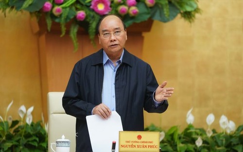 Thủ tướng Nguyễn Xuân Phúc: Không được chủ quan với Covid-19 - ảnh 1
