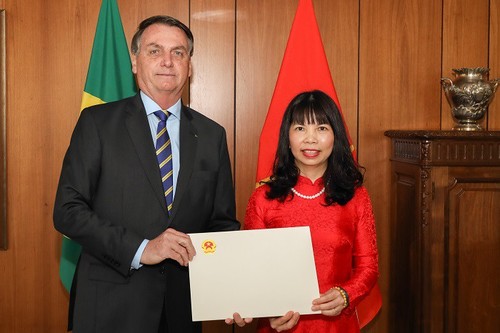  Tổng thống J.Bolsonaro: Phương thức quản lý của Việt Nam là một hình mẫu cho Brazil học hỏi  - ảnh 1