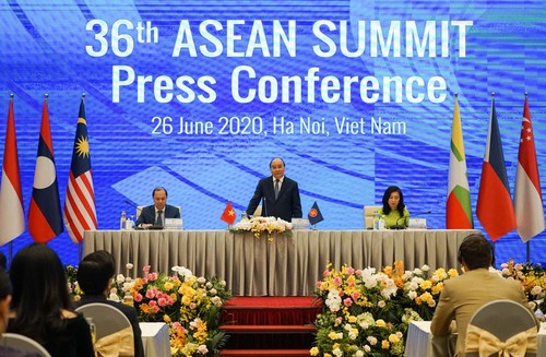 ASEAN khẳng định vai trò trung tâm trong một thế giới nhiều biến động - ảnh 1