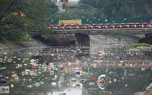 Sông Tô Lịch và vấn đề xử lý nước thải ở Hà Nội - ảnh 2