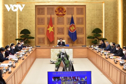 Việt Nam tiếp tục vun đắp quan hệ ASEAN-Trung Quốc phát triển đúng tầm đối tác chiến lược toàn diện - ảnh 2