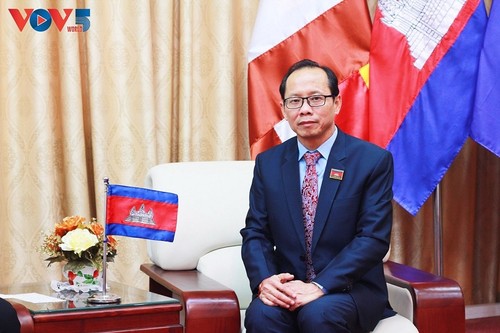 Chuyến thăm tiếp tục khẳng định tình hữu nghị đoàn kết Việt Nam – Campuchia - ảnh 3