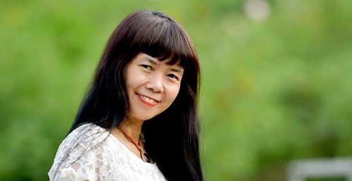 Nhà văn Kiều Bích Hậu: Quảng bá văn học Việt Nam cần lắm sự chung tay của các nhà thơ nhà văn - ảnh 1