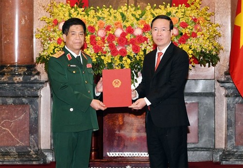 Trao quyết định thăng quân hàm Thượng tướng Quân đội nhân dân Việt Nam - ảnh 1