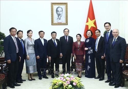 Phó Thủ tướng Chính phủ Trần Lưu Quang tiếp Bộ trưởng Bộ Nội vụ Lào Thongchanh Manixay - ảnh 2