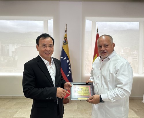 Hoạt động đối ngoại đảng làm sâu sắc thêm quan hệ truyền thống Việt Nam và Venezuela - ảnh 1