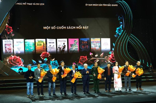 Các ấn phẩm của NXB Kim Đồng - NXB lớn nhất cho thanh thiếu nhi Việt - được trao giải thưởng năm 2023 - ảnh 1