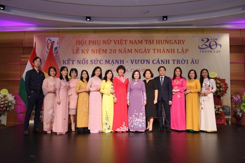 Phụ nữ Việt Nam tại Hungary hai mươi năm vươn tầm xứ người - ảnh 3
