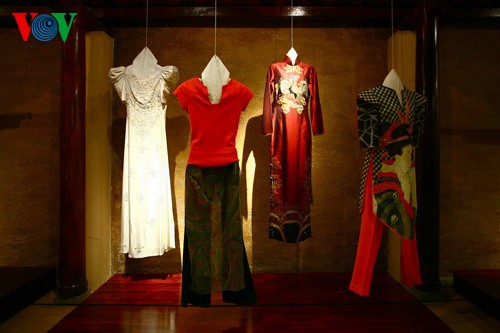 พิพิธภัณฑ์ชุดอ๊าวหย่ายเวียดนามในนครโฮจิมินห์ - ảnh 10