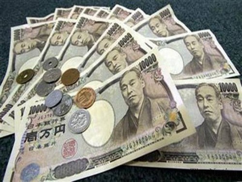 ญี่ปุ่นเสนอให้จัดทำร่างงบประมาณปี 2015 มูลค่า 98 ล้านล้านเยน - ảnh 1