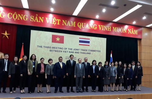 จุดเด่นที่น่าสนใจของความสัมพันธ์ระหว่างเวียดนามกับไทยปี 2018 - ảnh 3