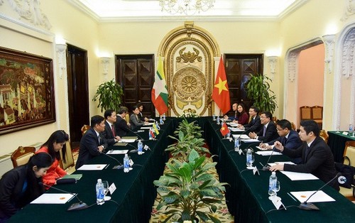 การประชุมทาบทามความคิดเห็นทางการเมืองระดับรัฐมนตรีช่วยว่าการกระทรวงการต่างประเทศเวียดนาม-เมียนมาร์ครั้งที่ 8 - ảnh 1