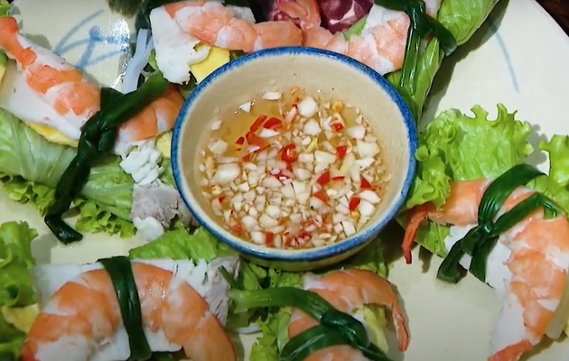 베트남 설 음식 – 로메인 새우고기쌈