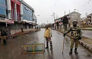 India levantó toque de queda en Cachemira  - ảnh 1