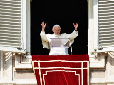 Renuncia oficial del Papa Benedicto XVI  - ảnh 1