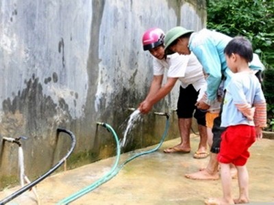 Vietnam impulsa el acceso al agua potable y la protección ambiental en las zonas rurales - ảnh 1
