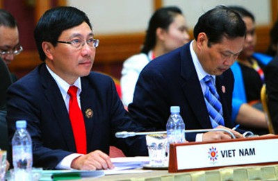 La XLVI Conferencia de Cancilleres de ASEAN, una oportunidad para elevar la posición de Vietnam - ảnh 1