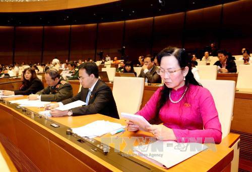 Electores ensalzan soluciones gubernamentales al aumento de competitividad de economía vietnamita - ảnh 1