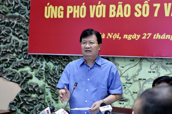 Localidades de Vietnam preparan el enfrentamiento ante el séptimo huracán - ảnh 1