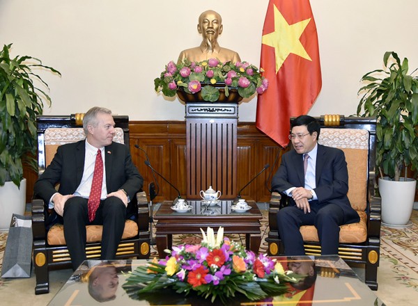 Vietnam aprecia los aportes del embajador estadounidense en Hanoi a los lazos bilaterales - ảnh 1