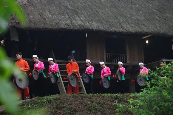 Comunidades étnicas de Vietnam resaltan la identidad cultural en ocasión del Tet - ảnh 2