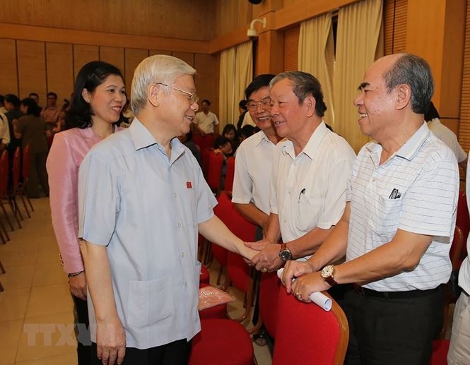Máximo líder político de Vietnam realiza contactos electorales en Hanói - ảnh 1