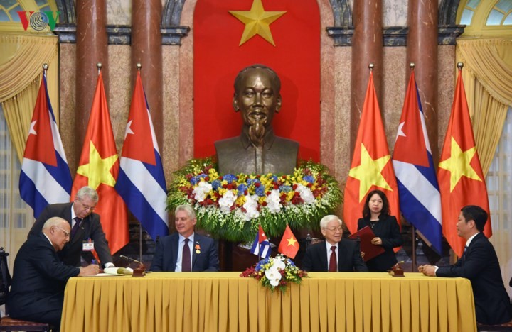 Relaciones con Vietnam tienen un carácter histórico y especial, afirma presidente de Cuba - ảnh 2