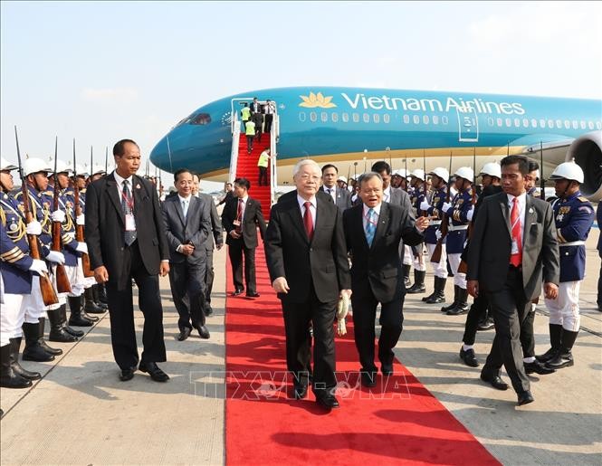 Presidente de Vietnam inicia su visita de trabajo a Camboya - ảnh 1