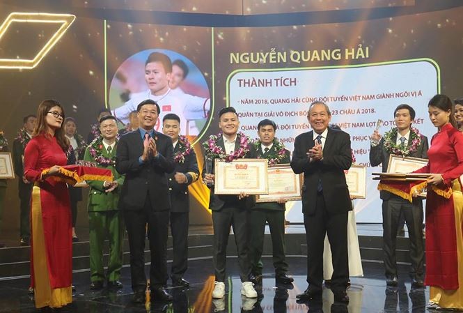 Vietnam honra a los diez jóvenes más destacados en 2018 - ảnh 1