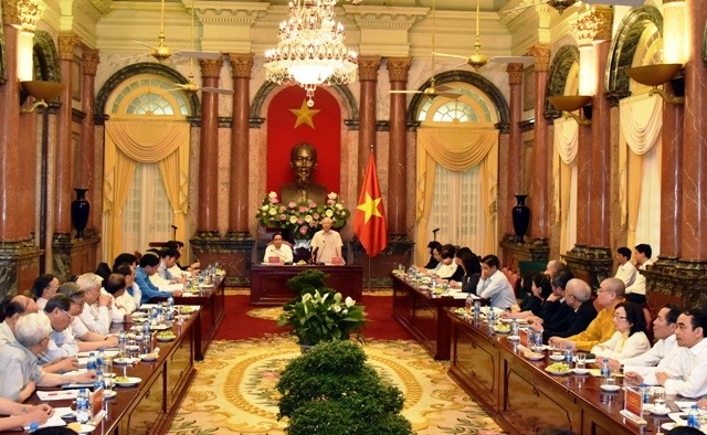 Máximo líder de Vietnam orienta la protección de unidad nacional para el desarrollo - ảnh 1