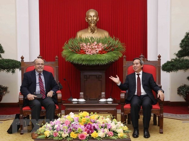 Vietnam solicita mayor apoyo del Fondo Monetario Internacional al desarrollo nacional - ảnh 1