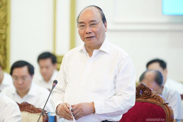 Premier vietnamita se reúne con altos funcionarios de región sureña - ảnh 1