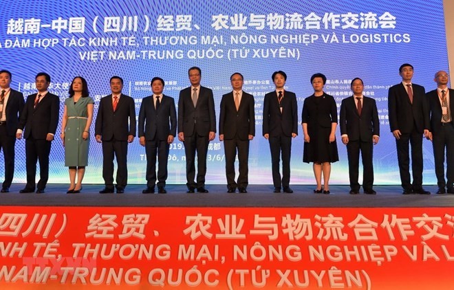 Vietnam busca aumentar el intercambio comercial y económico con China - ảnh 1