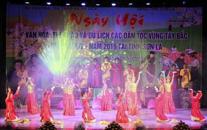 Concluye en Son La festival étnico del noroeste de Vietnam - ảnh 1