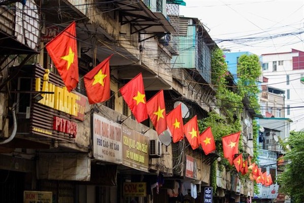 Pobladores vietnamitas celebran Día Nacional en todo el país - ảnh 1