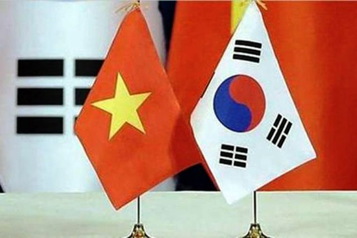 Visita del premier vietnamita a Corea del Sur evidencia relaciones fructíferas entre ambos pueblos - ảnh 1