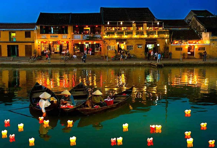 Casco antiguo de Hoi An entre los destinos más atractivos según CNN - ảnh 1