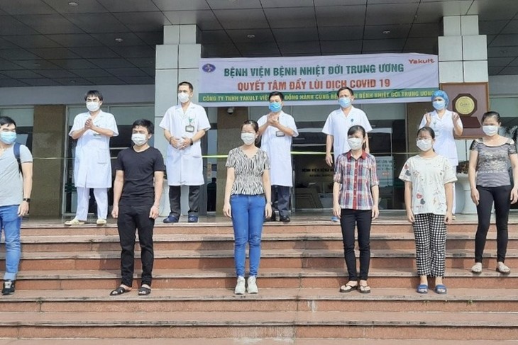 Otros ocho pacientes con Covid-19 se recuperan en Vietnam - ảnh 1