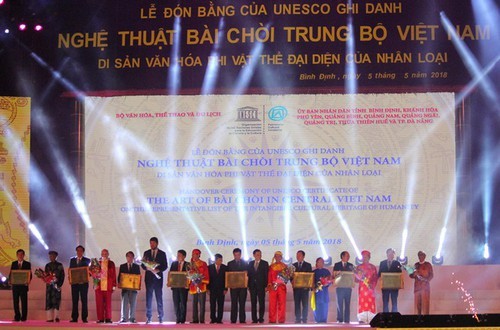 Los patrimonios culturales intangibles de la Unesco con su mayor alcance en distintas regiones vietnamitas - ảnh 2