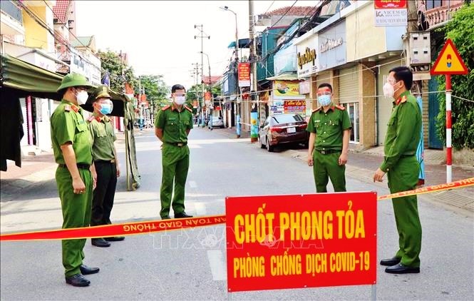 Continúa el descenso de casos en Bac Giang y Ciudad Ho Chi Minh registra nuevos contagios - ảnh 1