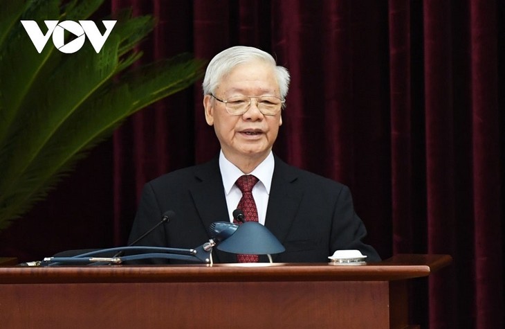El máximo líder político de Vietnam llama a la solidaridad de todo el pueblo para triunfar en la pandemia del covid-19 - ảnh 1