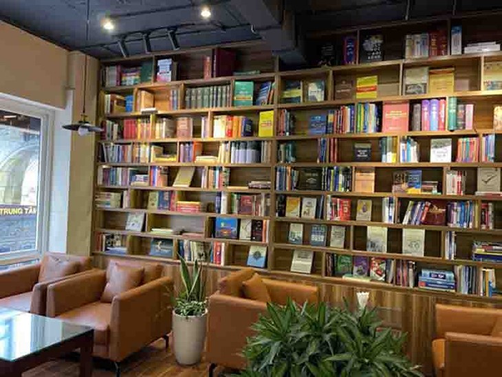 Café-libro, un modelo para conectar y animar la lectura en la comunidad - ảnh 1